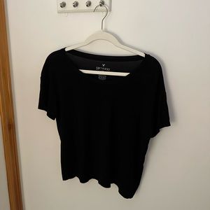 American Eagle Short Sleeve Pocket Tee (soft and sexy)